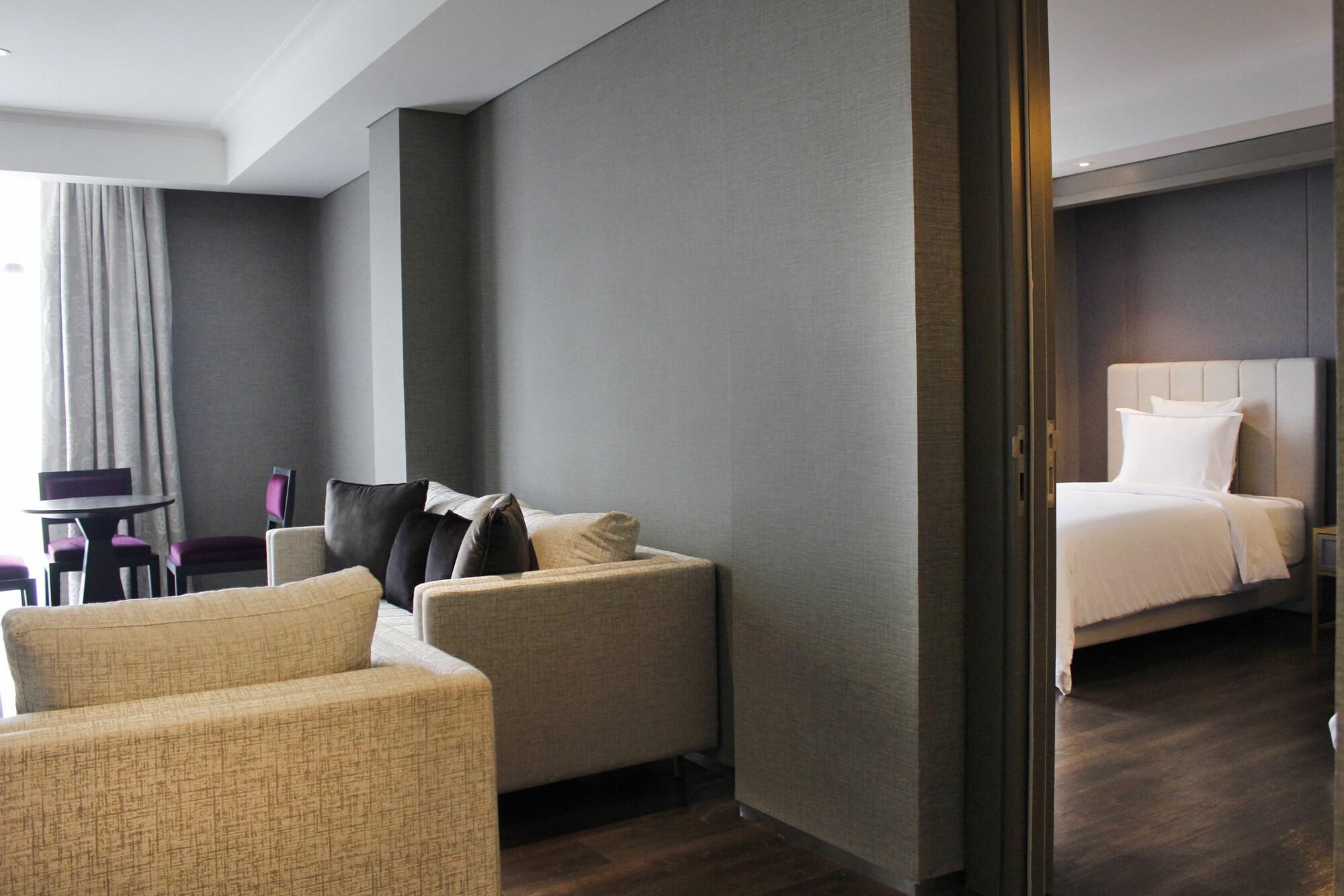 Goodrich Suites, Jacarta Exterior foto