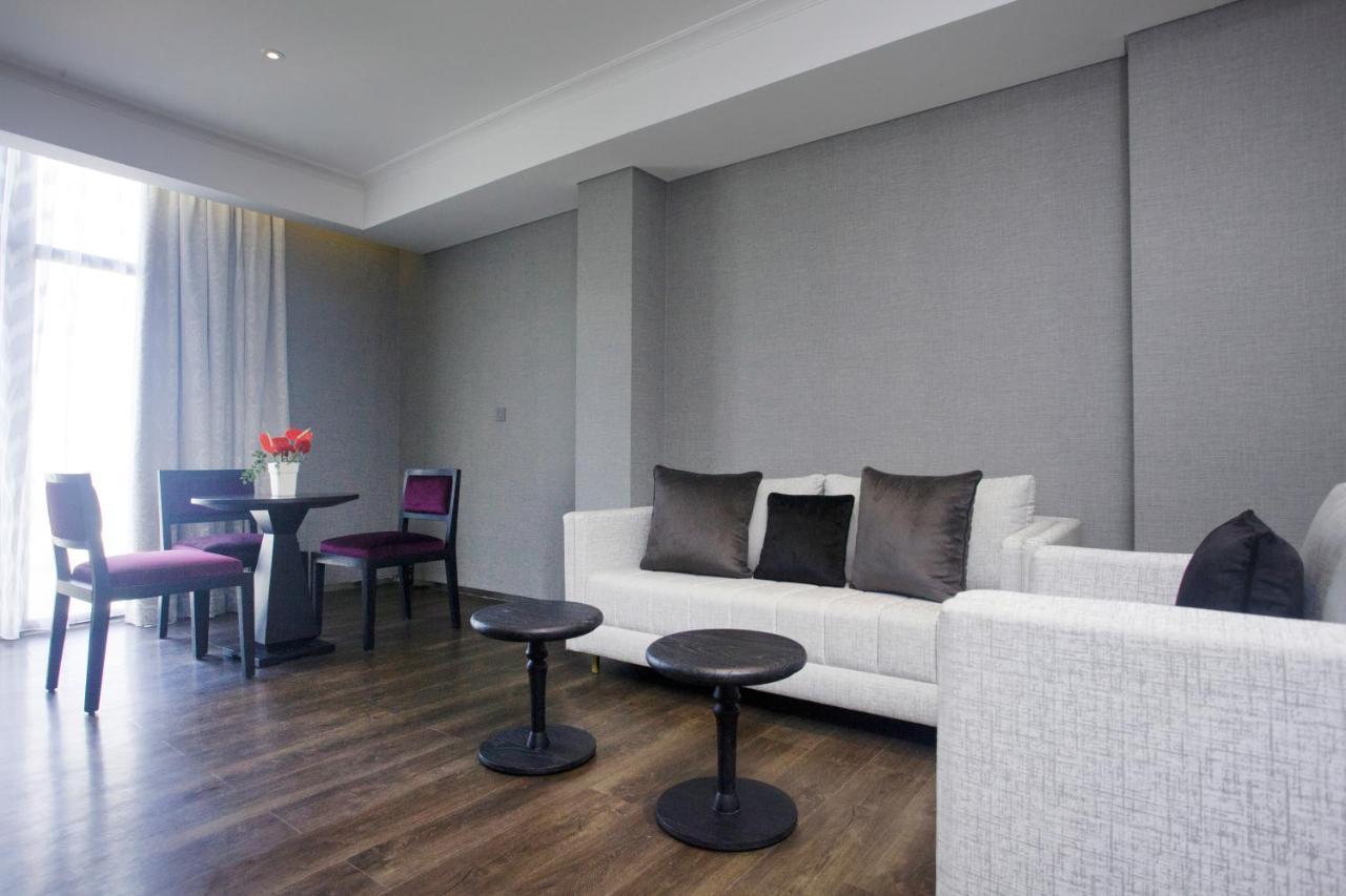 Goodrich Suites, Jacarta Exterior foto