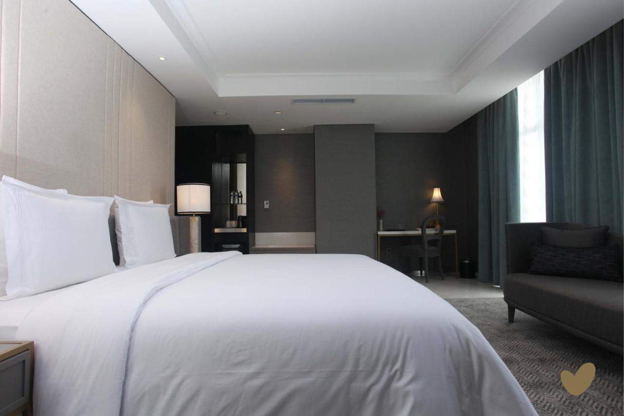Goodrich Suites, Jacarta Exterior foto